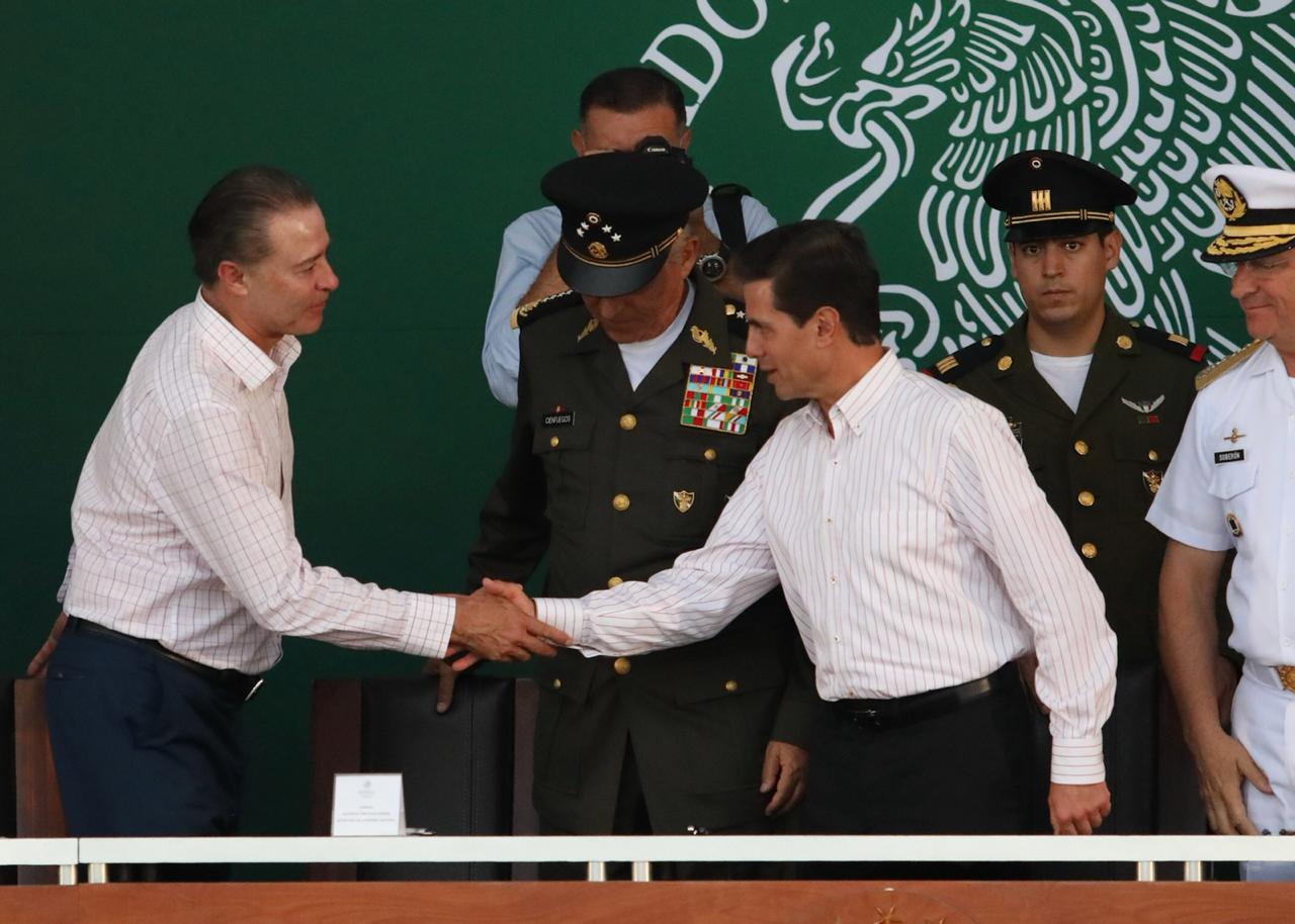 El gobernador de Sinaloa le agradeció a Enrique Peña Nieto por los apoyos al estado. (Especial)