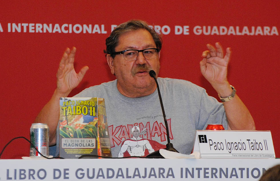 Paco Ignacio Taibo II en la FIL Guadalajara (Cortesía Ruth Rosas)