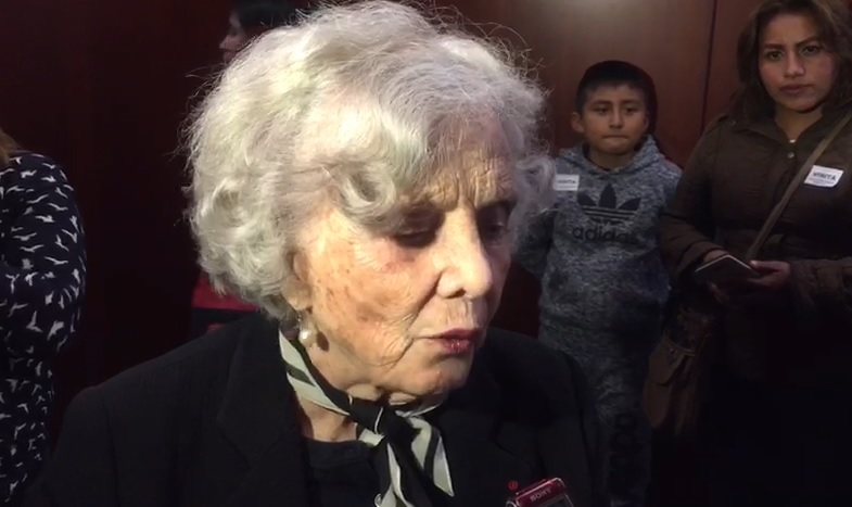 Elena Poniatowska acudió esta tarde al Senado de la República (Especial)