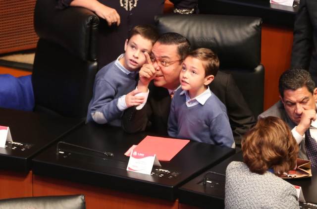 Germán Martínez deja el Senado para encabeza el IMSS/Javier Ríos.