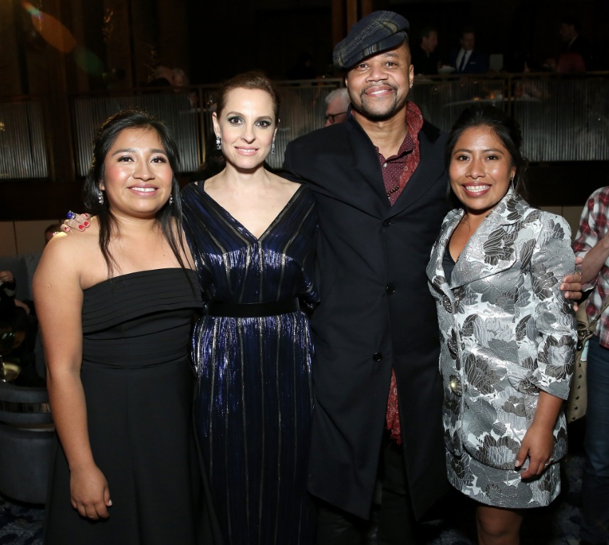 Las protagonistas de la película 'Roma' con el actor Cuba Gooding Jr. (Twitter)