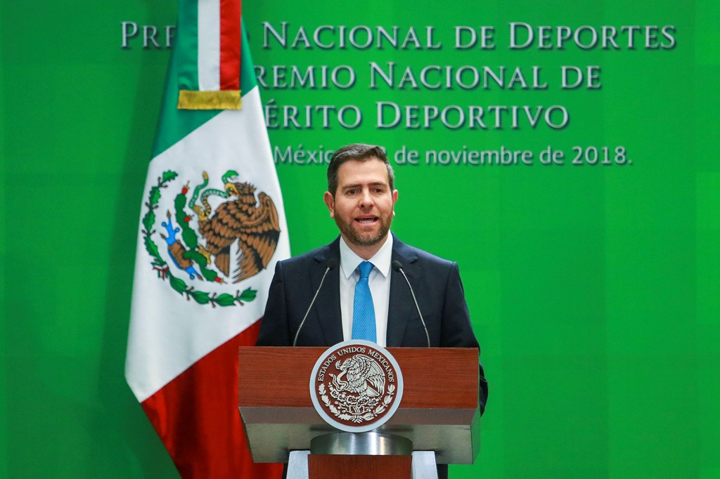 Alfredo Castillo hace un último aporte al deporte mexicano (Imago7)