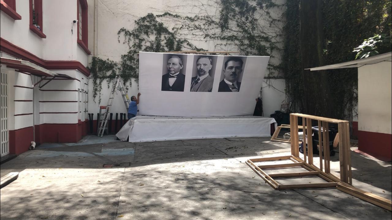 Continúa la mudanza en la casa de transición de AMLO (Jannet López)