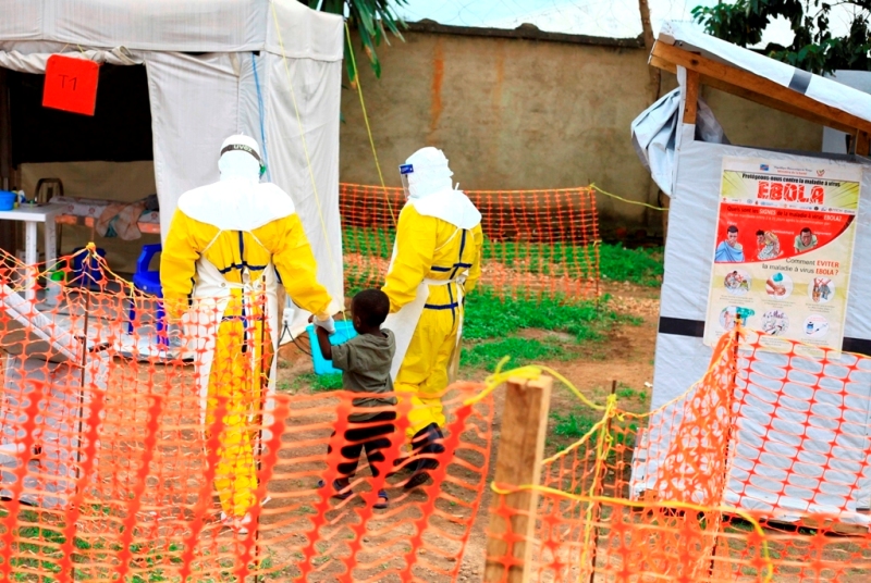 La epidemia, declarada el pasado 1 de agosto en las provincias de Kivu del Norte e Ituri, ha causado también 245 muertes. (AP)