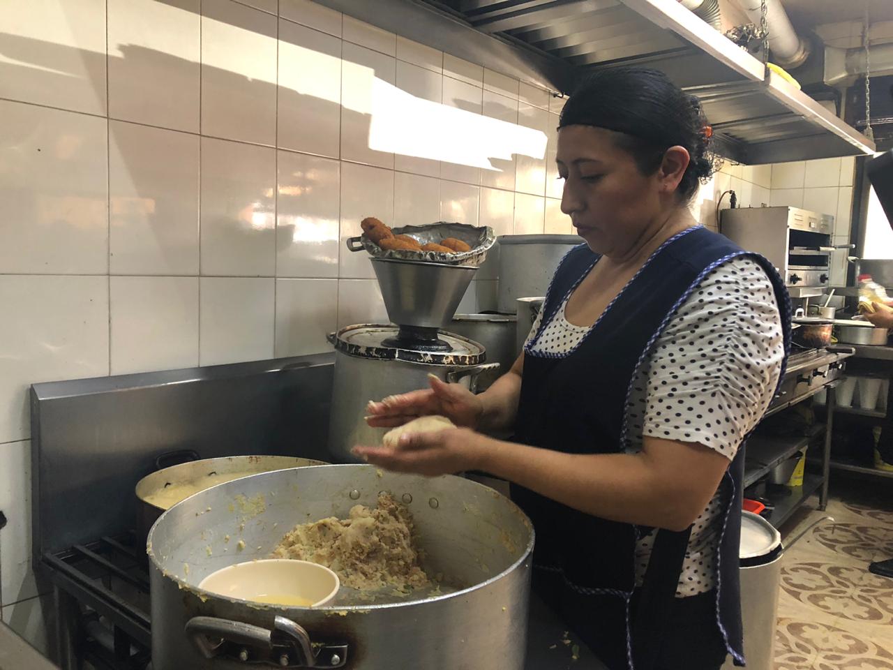 Durante el periodo de transición Catalina se encargó de preparar los desayunos del tabasqueño.