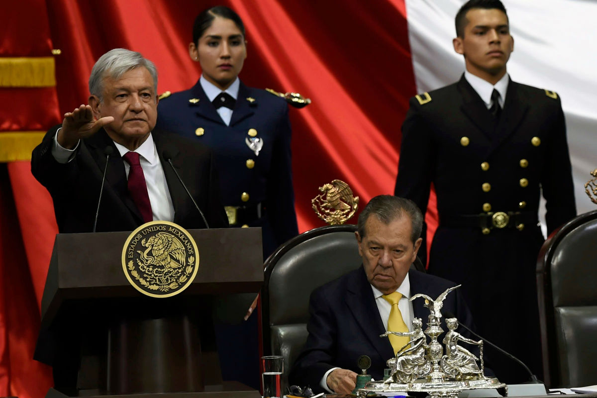 Porfirio Muñoz Ledo durante la toma de protesta de Andrés Manuel López Obrador. (AFP)