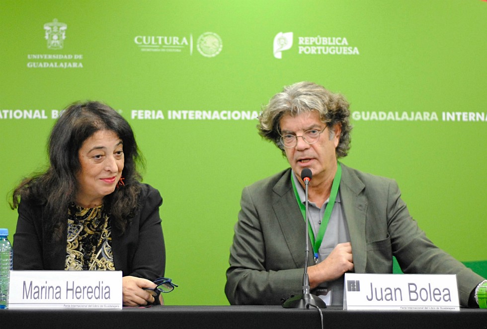 En la charla se debatió sobre los nuevos rumbos de la literatura negra. (Ruth rosas)