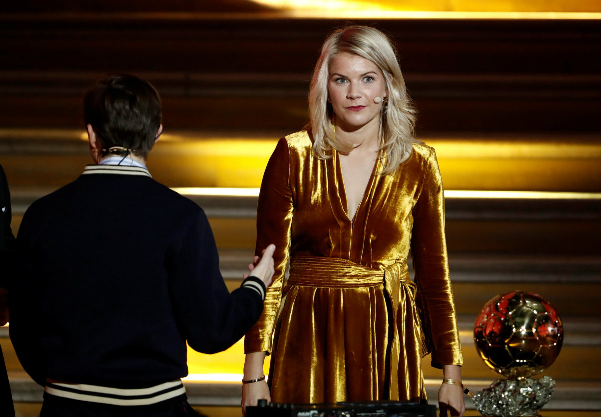 Martin Solveig y Ada Hegerberg (Reuters)
