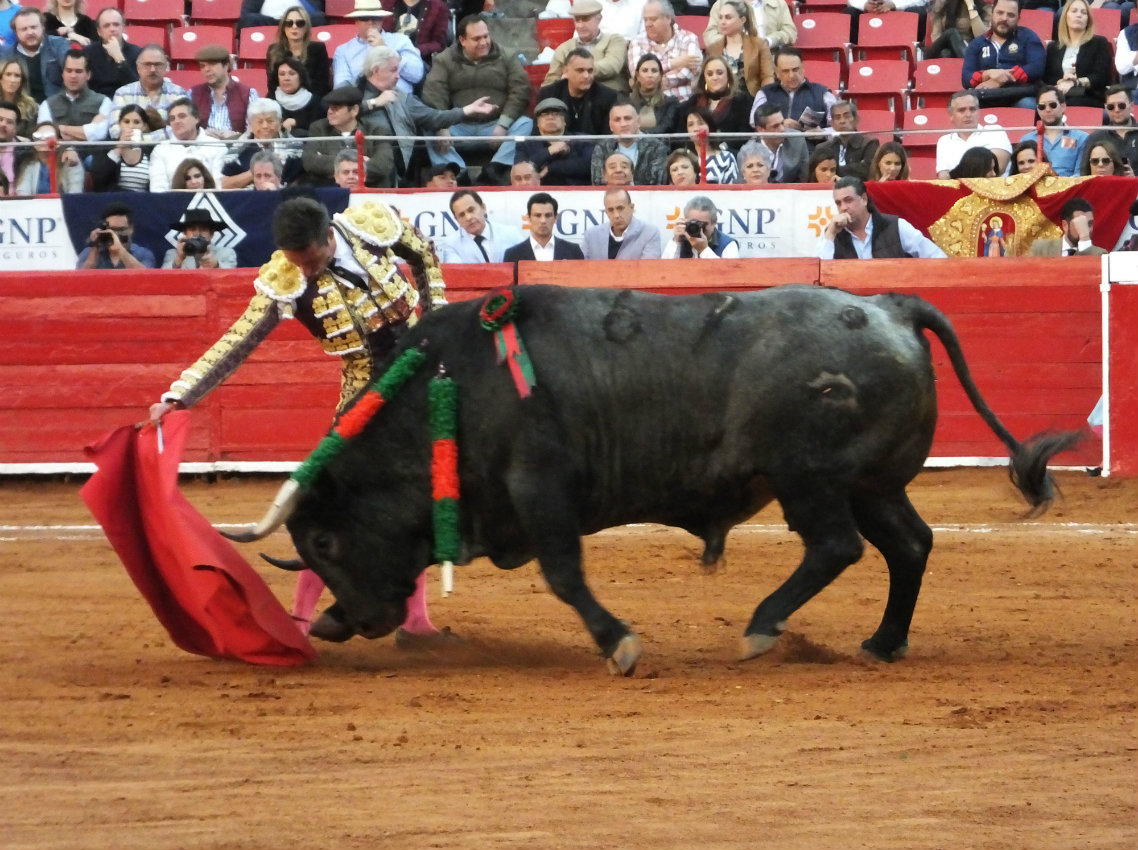 Lo ocurrido en la cuarta corrida de la temporada grande en la Plaza de Toros México (Jorge Matchain)