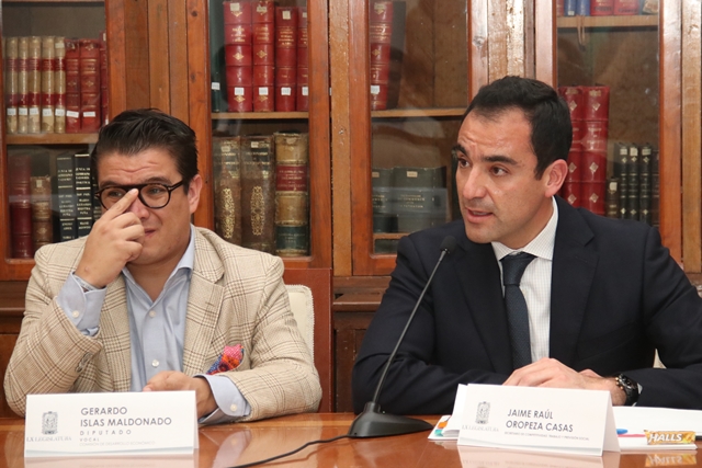 Comparece ante el Congreso del Estado, el Secretario de Competitividad, trabajo y Desarrollo económico, Jaime Oropeza Casas (Agencia Enfoque)