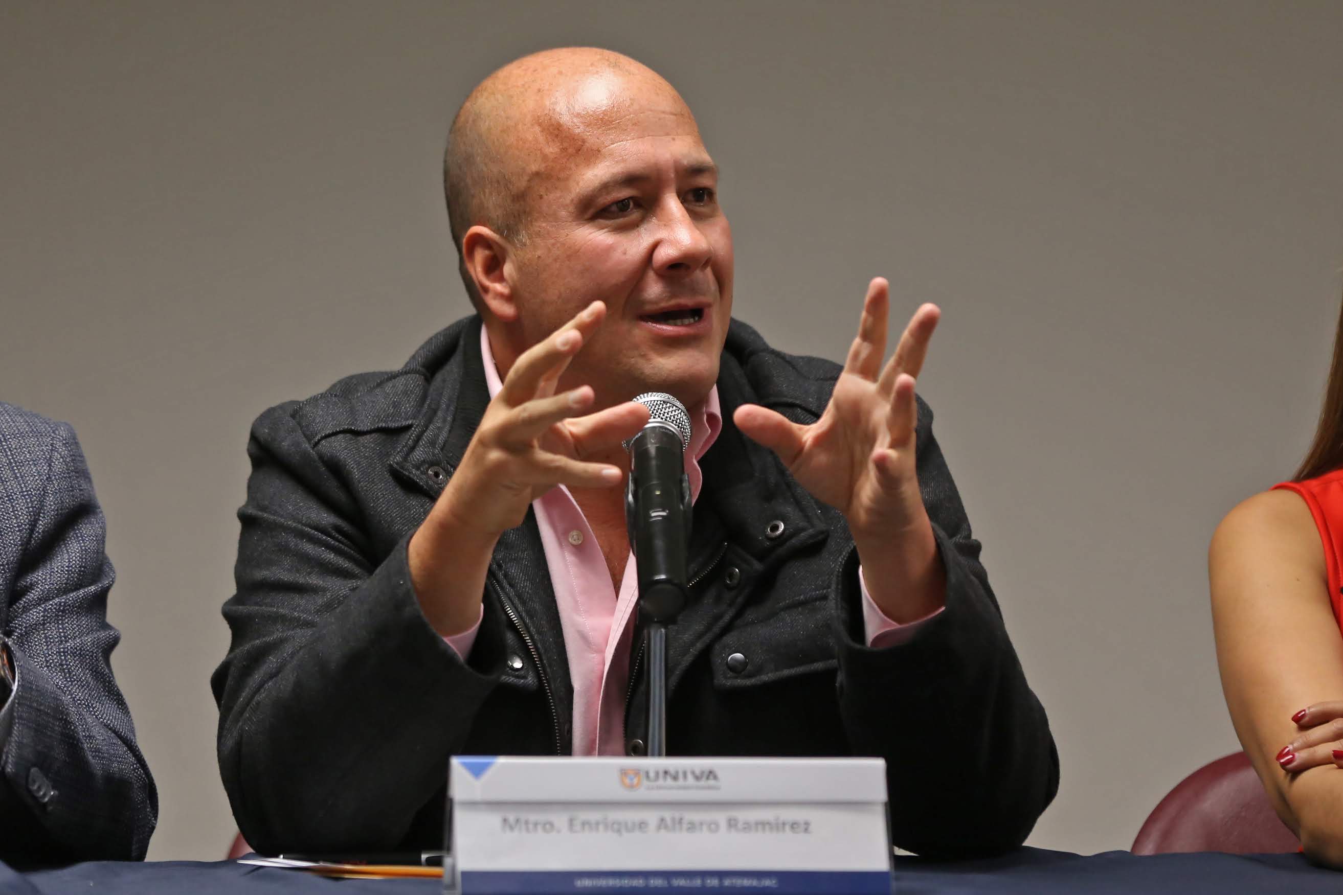 Enrique Alfaro (Fernando Carranza)