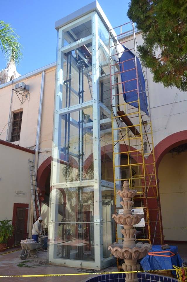 Así se ve el elevador de la presidencia de Lerdo. (Isis Rábago)