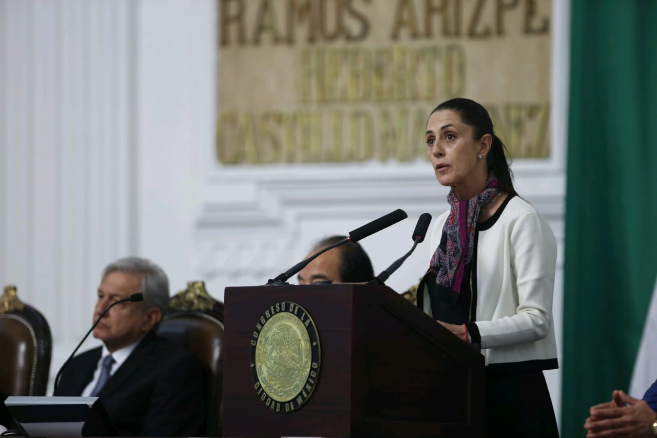 Claudia Sheinbaum tomó protesta como jefa de Gobierno de la CdMx. (Javier Ríos)