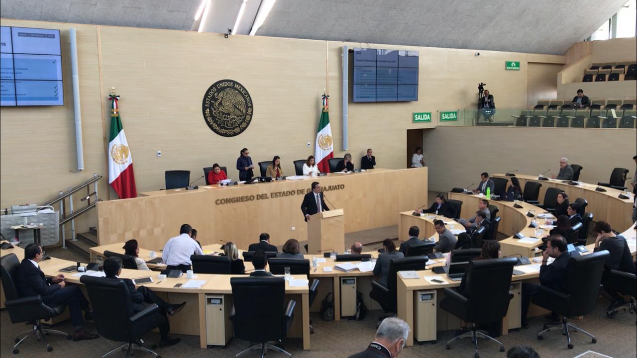 Cámara de Diputados (Carlos Olvera)