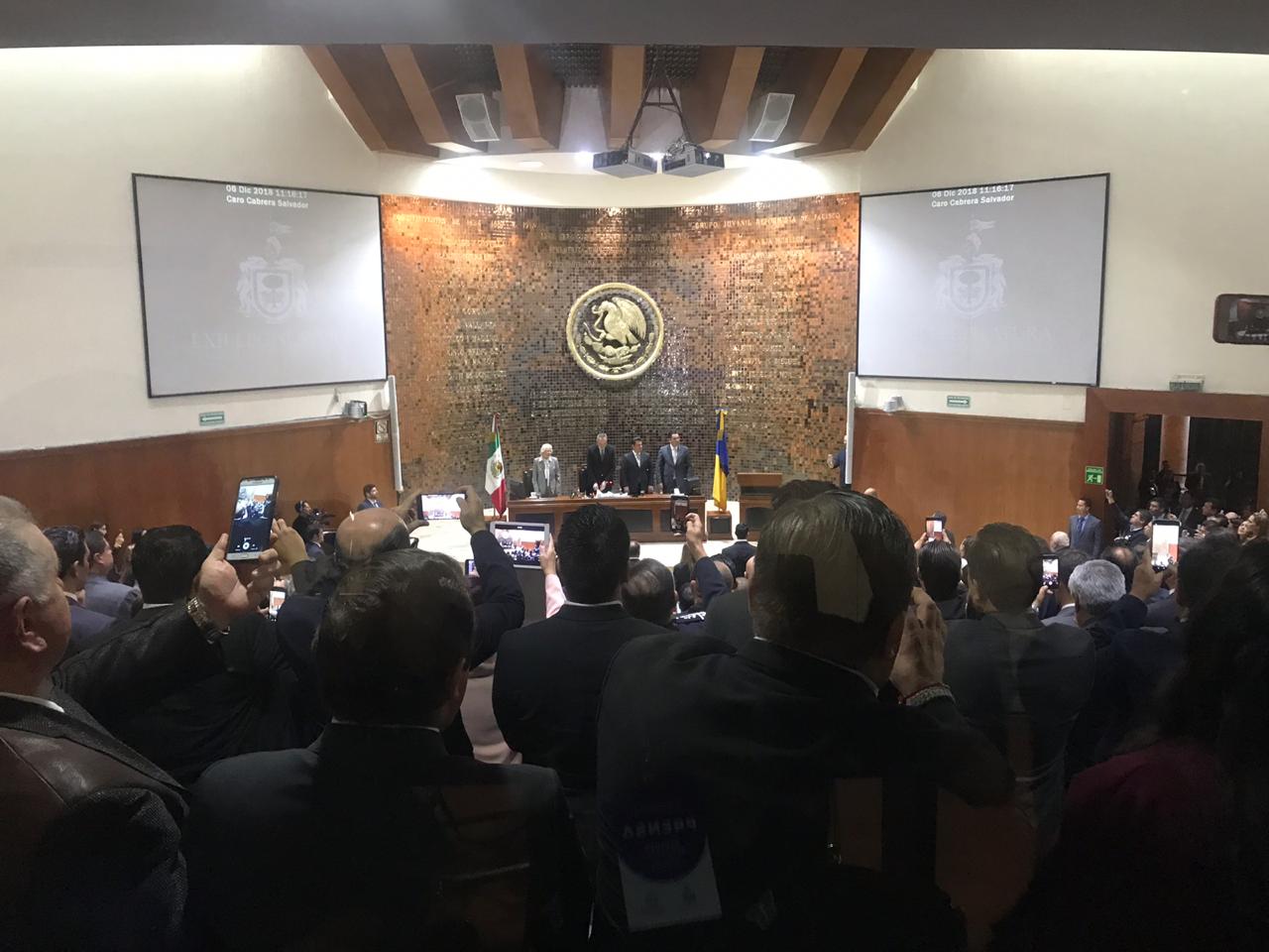 Congreso de Jalisco durante la sesión solemne (Elsa Martha Gutiérrez)