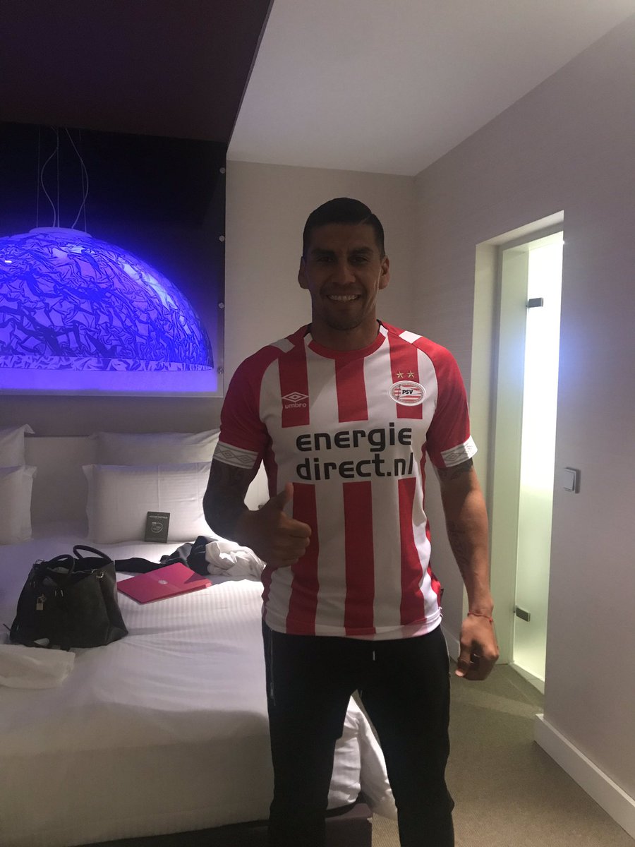 El defensa mexicano Carlos Salcido (@carlossalcido7)