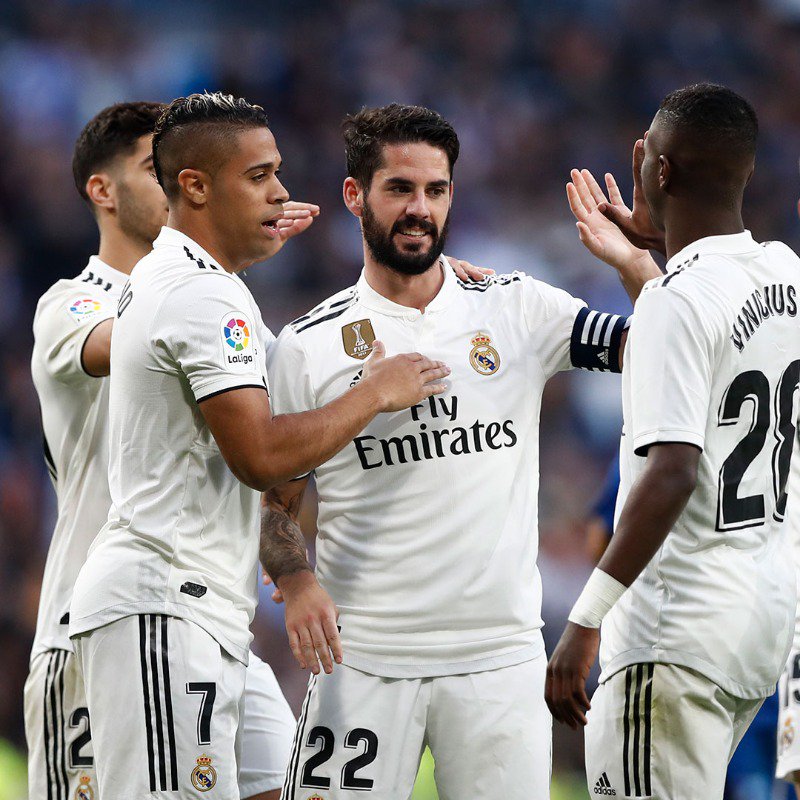 Jugadores de Real Madrid en festejo de gol (@realmadrid)