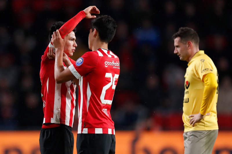 Los jugadores mexicanos Hirving Lozano y Erick Gutiérrez (@PSV)