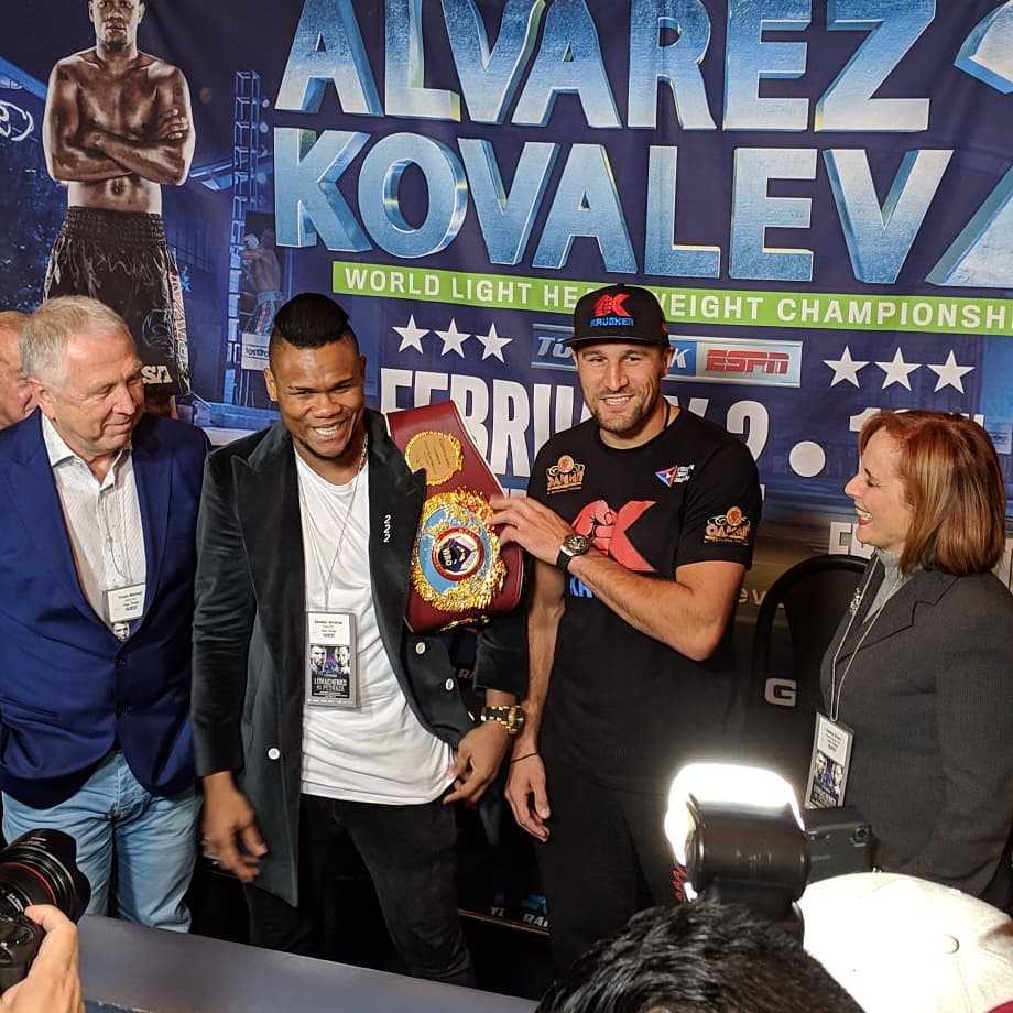 Kovalev va por venganza ante Eléider Álvarez(Especial)