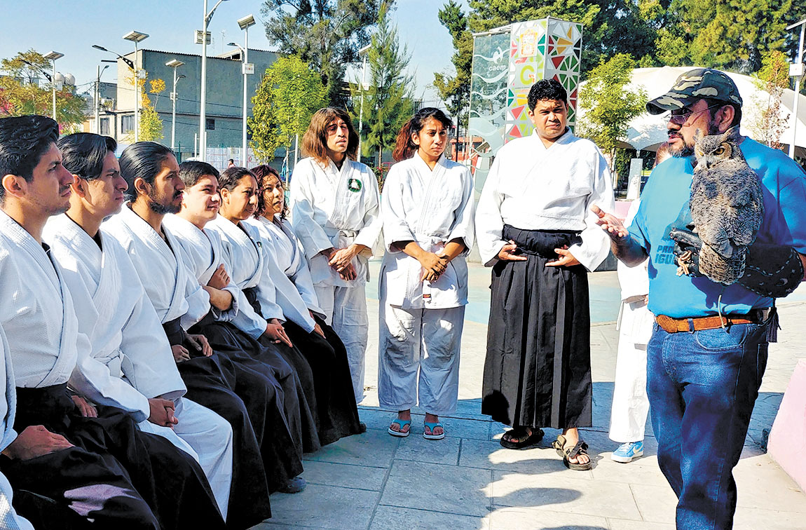 La plática de educación ambiental al grupo de Aikido. (Ángela Chávez Almonte)