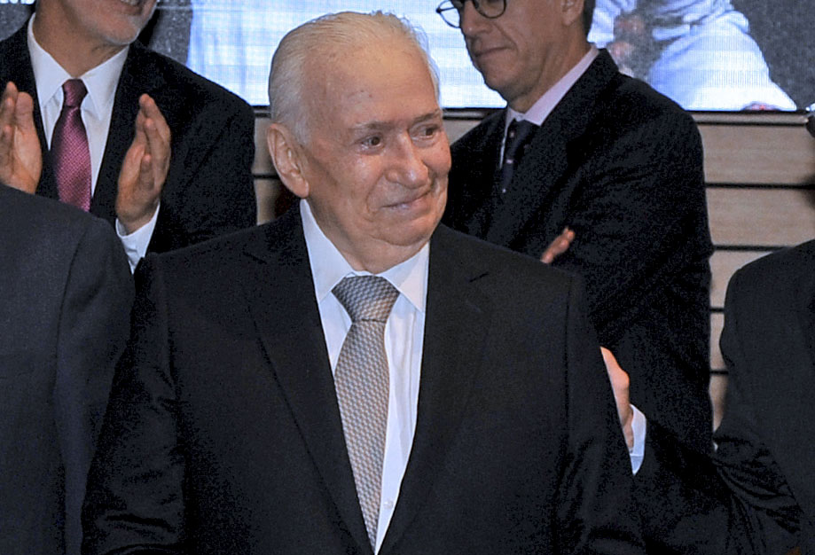 El ex presidente Belisario Bentacur falleció en Bogotá. (AFP)