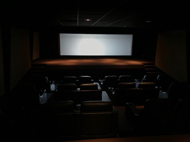 Sala de cine en la Casa Miguel Alemán. (Juan Carlos Bautista)