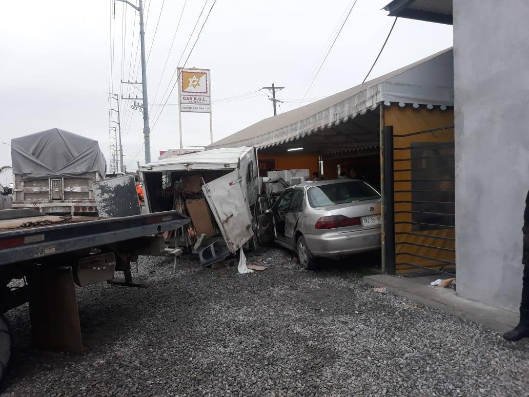 Verónica Patricia Salazar circulaba por la carretera Reynosa, pero en el kilómetro 26 perdió el control. Foto: Especial