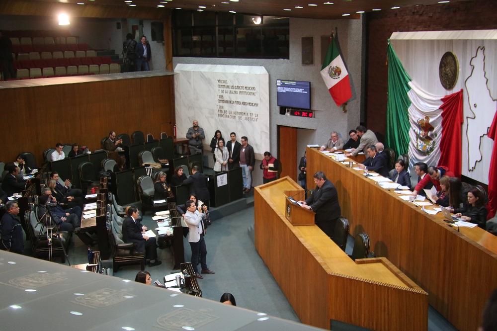 La deuda fue solicitada por 30 de los 51 municipios de Nuevo León. (Roberto Alanís)