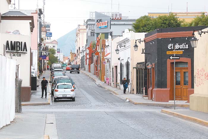 Quejosos apuntan a un túnel en Padre Mier como una de las causas. Raúl Palacios