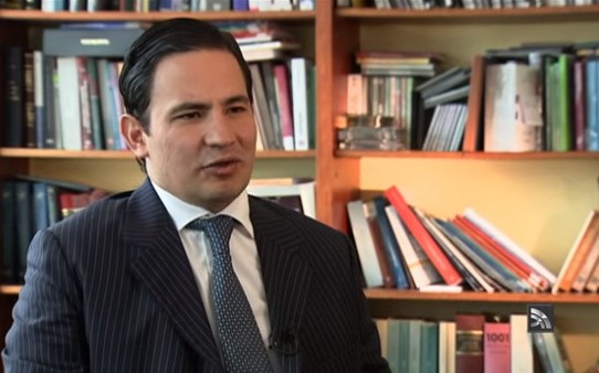 El juez Fernando Silva García dijo que el Presidente no ha sido votado para sobreponerse al sistema democrático constitucional. (Especial)