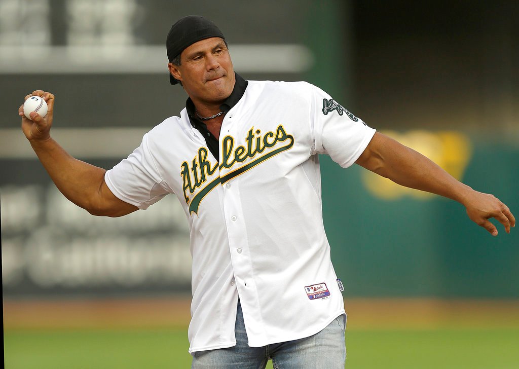 El ex toletero de las Grandes Ligas, José Canseco (AP)