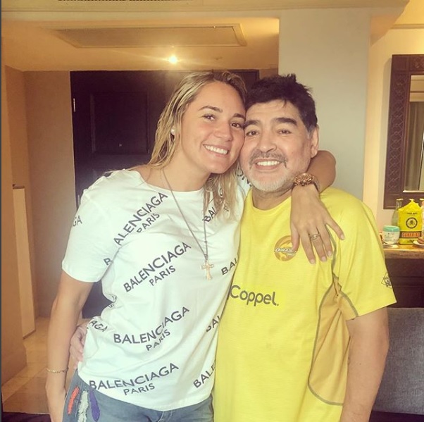 Maradona habría terminado su relación con su novia (Instagram)