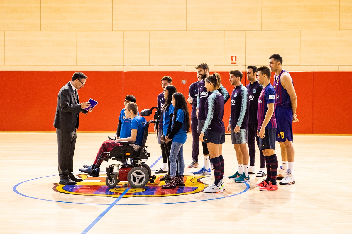 Capitanes del Barcelona se unen en campaña en pro de la inclusión (Cortesía)