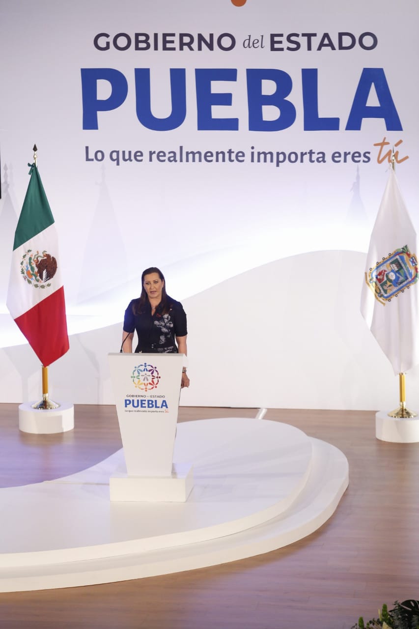 Martha Erika Alonso manda mensaje a AMLO luego de rendir protesta/Andrés Lobato.