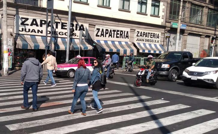 La mujer fue arrollada en el cruce de Misterios y Montevideo. | Jorge Becerril