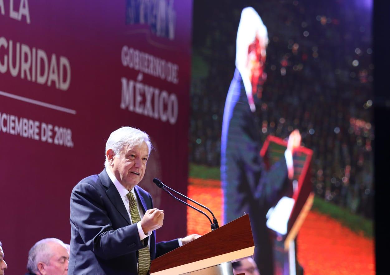 AMLO llama a la unión  de fuerzas federales mientras se crea Guardia Nacional (Presidencia)