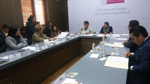 Comisión legislativa. (Claudia