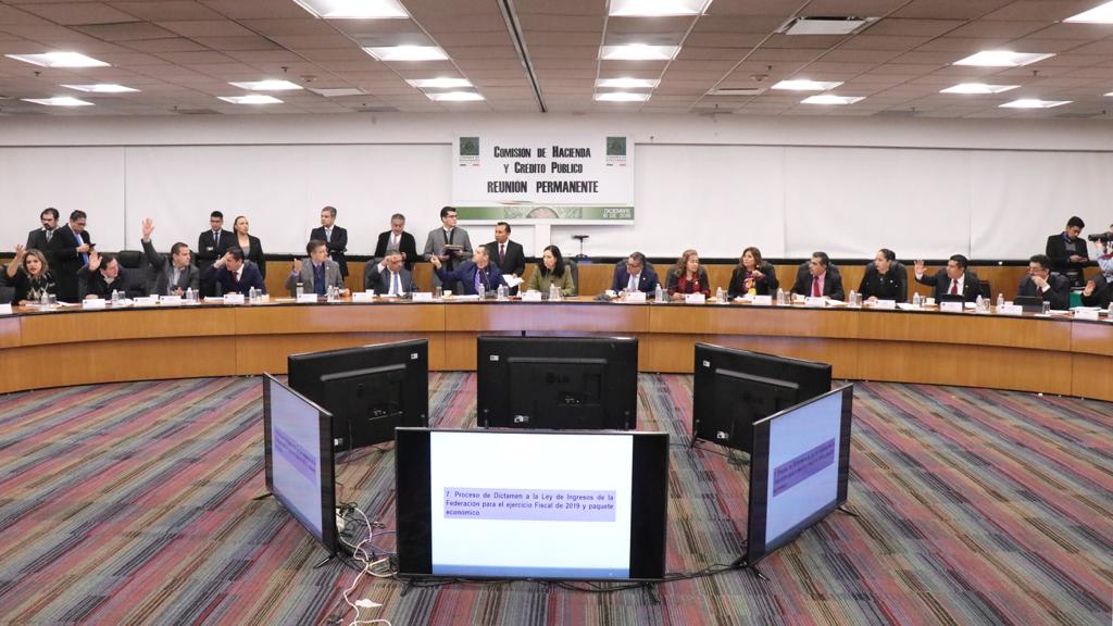Diputados aprueban Ley de Ingresos en comisiones/Especial.