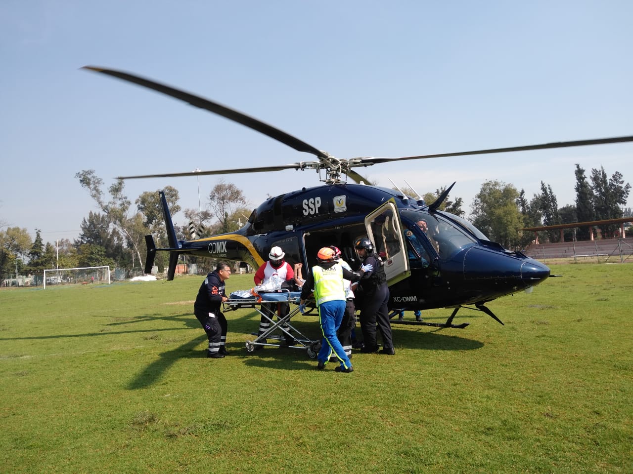 El menor fue trasladado en un helicóptero de la SSP. (Especial)