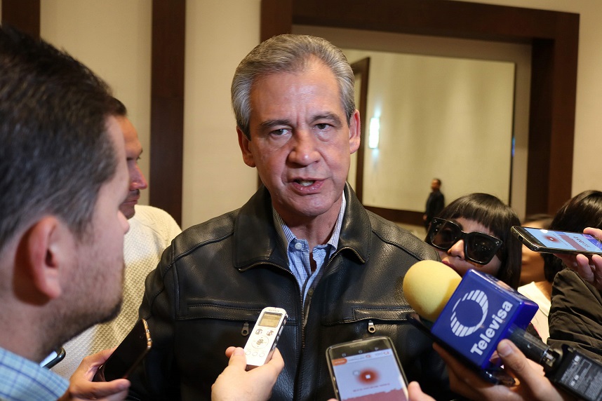 Héctor López Santillana, alcalde de León