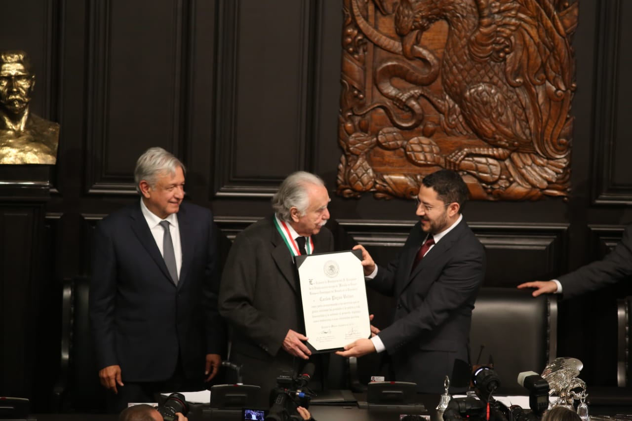 El Senado de la República entregó la Medalla Belisario Domínguez al periodista Carlos Payán (Octavio Hoyos)