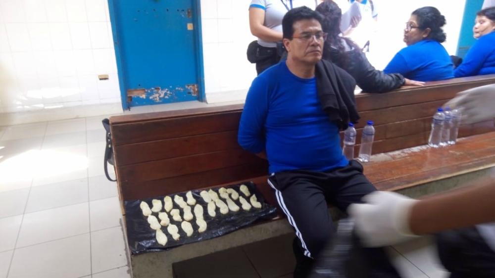 Uno de los detenidos  que trasportaba la droga.