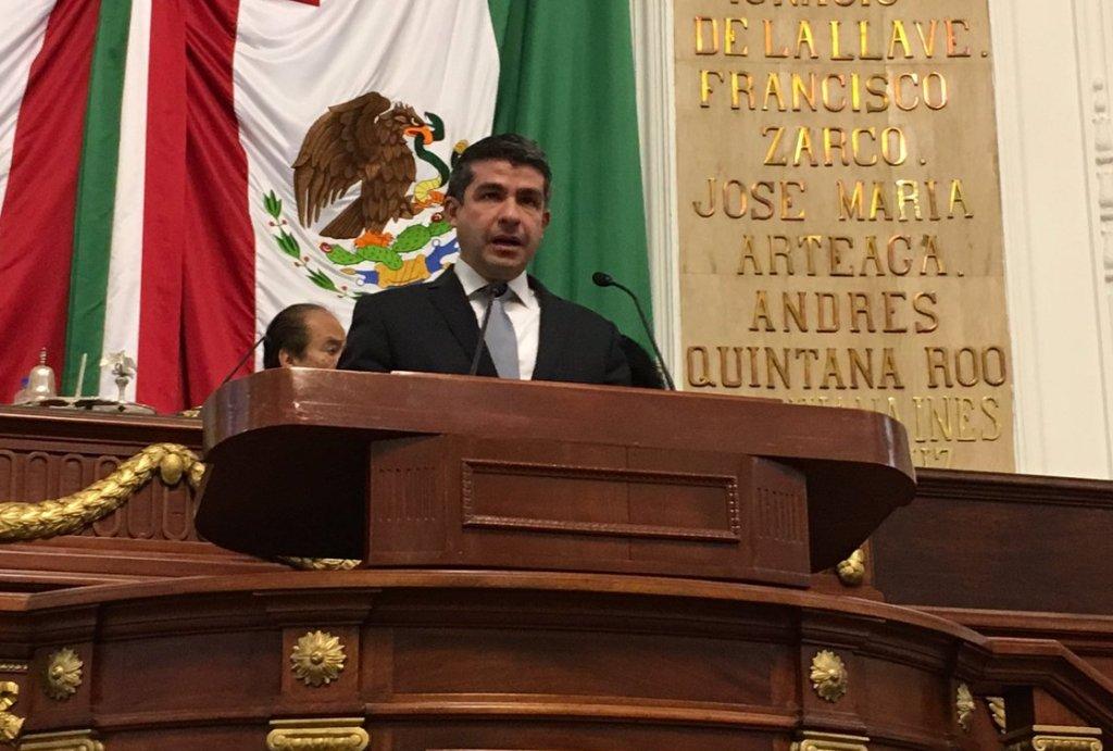 Tabe explicó que la propuesta prevé que en 2024 llegue a la tasa 0. | Twitter @Congreso_CdMex