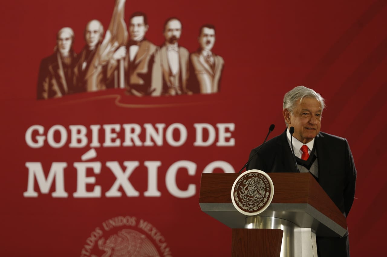 AMLO dijo que se hará una consulta sobre el proyecto de Santa Fe (Héctor Tellez)