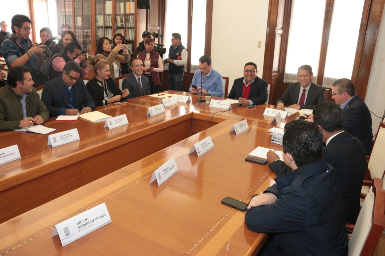 Diputados de Juntos Haremos Historia buscan reducir el ISN (Josué Mota)