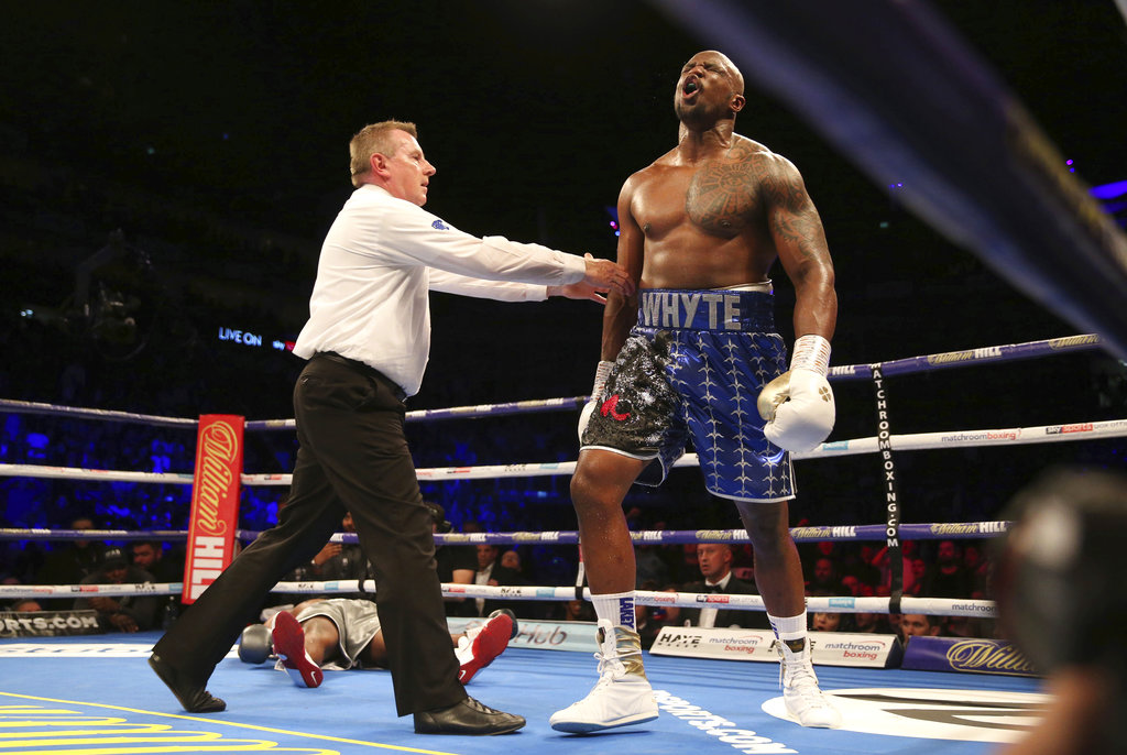Dillian Whyte noqueó a Dereck Chisora (AP)