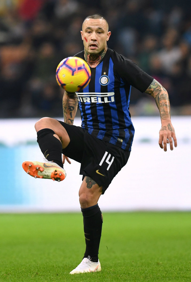 Radja Nainggolan, suspendido por el Inter de Milán (Reuters)