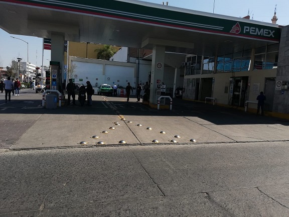Poco a poco se recupera el abasto a las estaciones de servicio. Bryam Torres