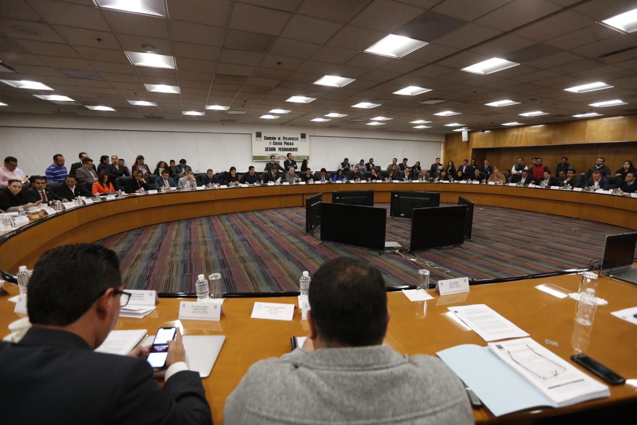 Sesión de la comisión de Presupuesto y Cuenta Pública (Héctor Téllez)