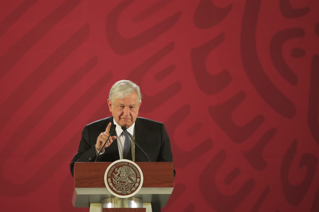 López Obrador pidió a los partidos renunciar "de manera voluntaria" a la mitad de su presupuestp/Arana Pérez.
